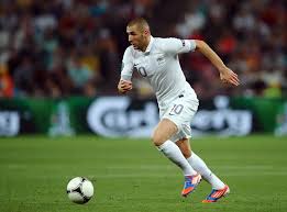 尽管复出之 尽管复出之