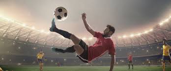 近距离观看乔丹打野球：一个假动作骗过四人，快攻扣篮差点头撞筐.